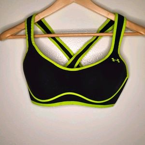Under Armour green & black HeatGear Sports Bra